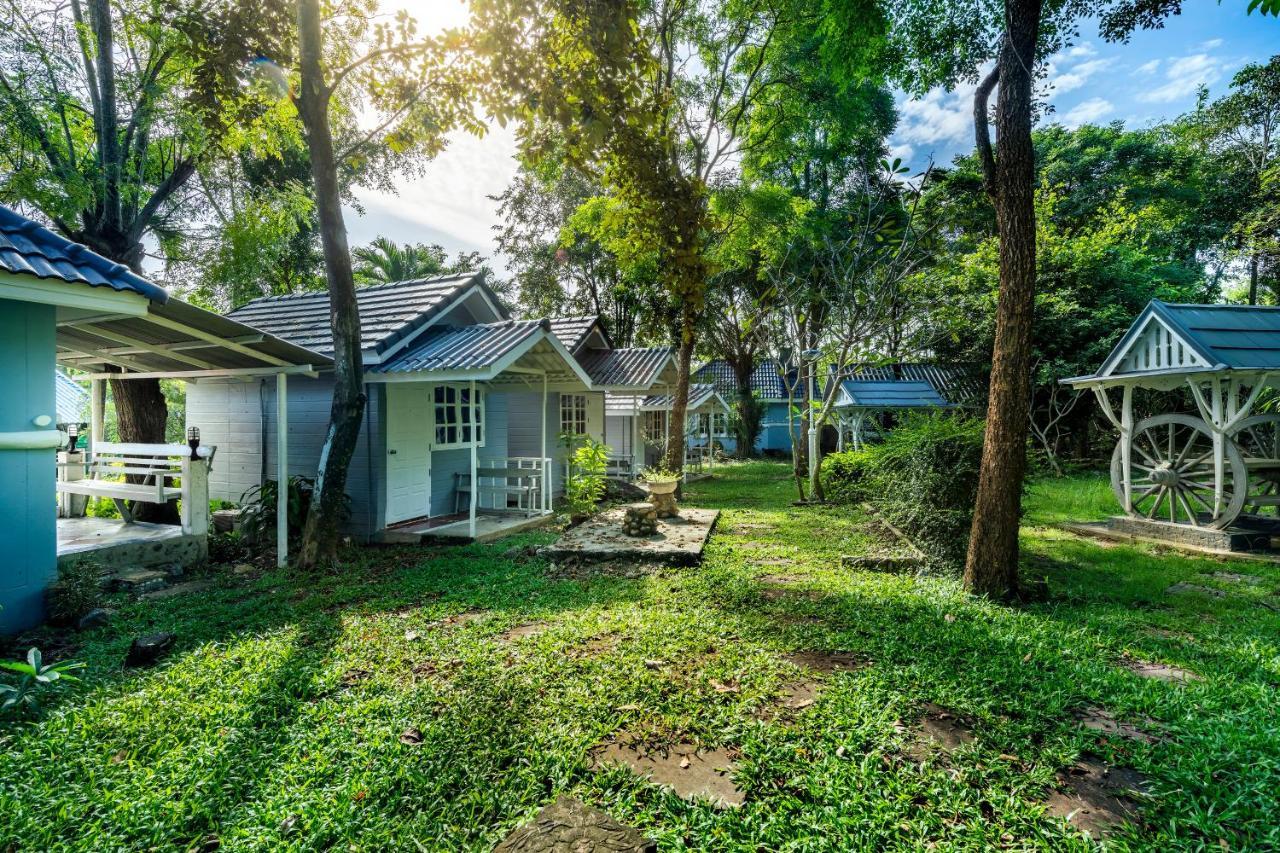 Ivy Cottage By Qiu Muak Lek Exterior photo